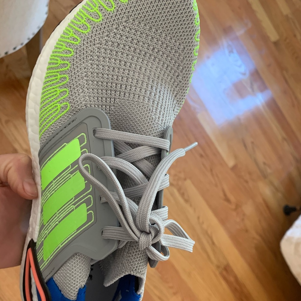 Adidas Ultraboost 20 View 2